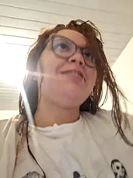 hotjengg44 online show from April 1, 3:53 pm