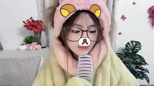 Amelia-babee online show from June 17, 1:23 pm