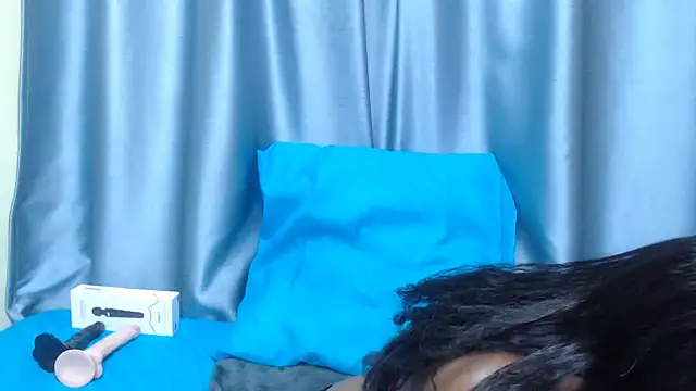 Snapshot of JasmineJxx chatting on October 3, 6:40 am JasmineJxx online show from October 3, 6:40 am