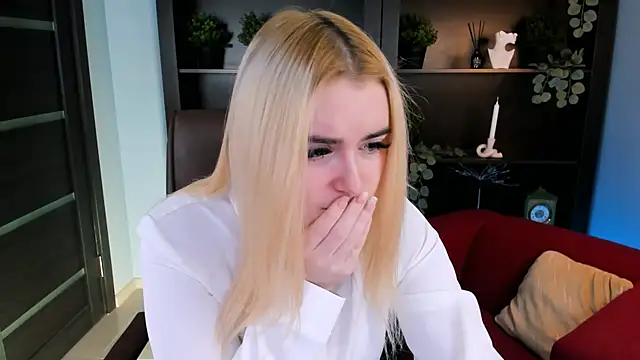 Stef Nicks online show from November 21, 5:09 am