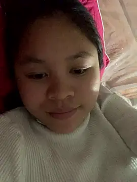 NhuFox online show from January 18, 1:18 pm