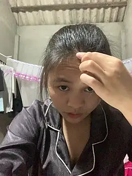 NhuFox online show from March 1, 1:44 pm