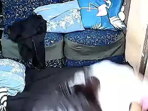 xxhottinybabe online show from September 28, 4:12 pm