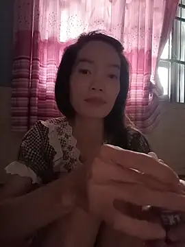 Snapshot of Lyly999 chatting on October 26, 5:14 am Lyly999 online show from October 26, 5:14 am