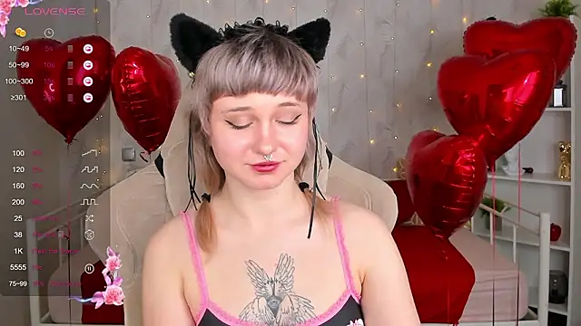 Tori Cutie online show from February 8, 12:36 am