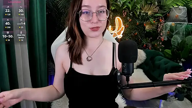 AnnyNextDoor online show from October 15, 8:17 am