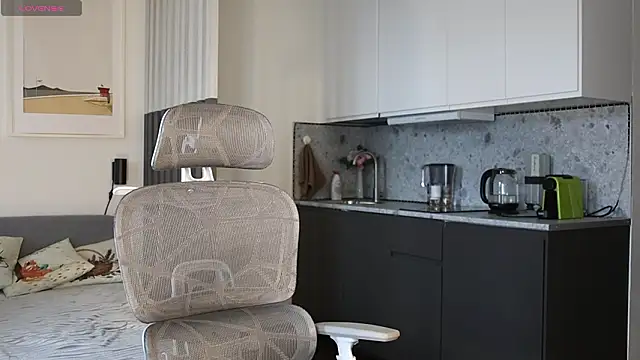 soguesswhat online show from February 13, 1:13 pm