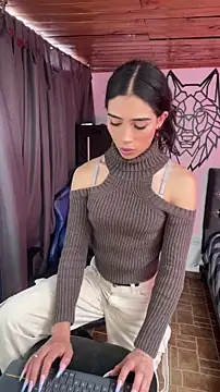 Sweet-Cris online show from June 15, 5:02 pm