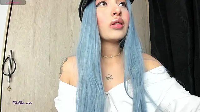 sofi blainee online show from August 4, 3:56 am
