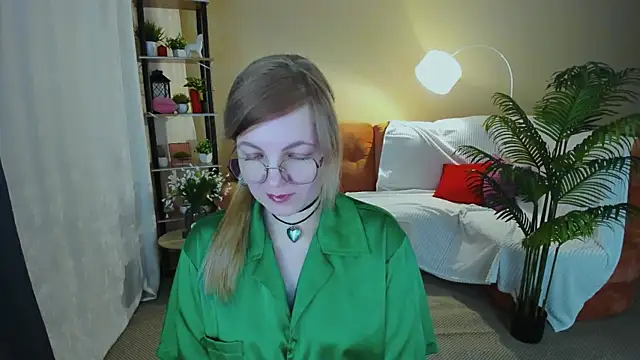 YourUniverser online show from March 3, 5:19 pm