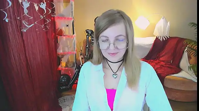 YourUniverser online show from October 24, 11:17 am