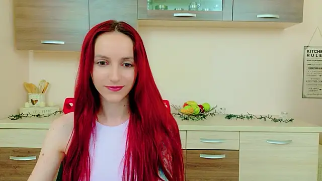 Julia Jae online show from June 28, 4:30 am