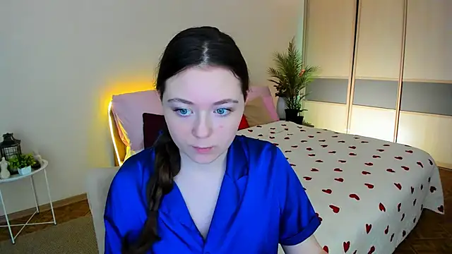 AlluringLookk online show from May 28, 5:22 pm