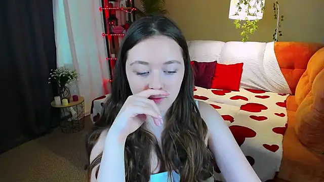 AlluringLookk online show from March 29, 11:42 am