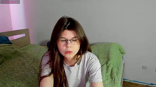 Beatrisss online show from February 9, 4:04 am