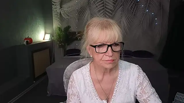 Snapshot of Sabina_Ros chatting on October 21, 8:51 am Sabina Ros online show from October 21, 8:51 am