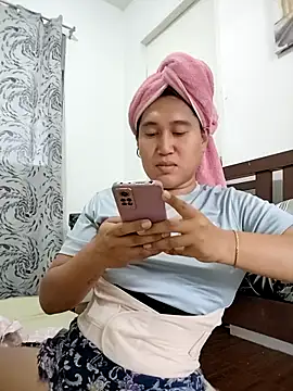 Snapshot of Romantic_Sabrina chatting on September 15, 7:16 am Romantic Sabrina online show from September 15, 7:16 am