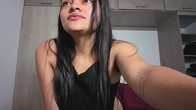 Candela    online show from February 10, 7:11 am