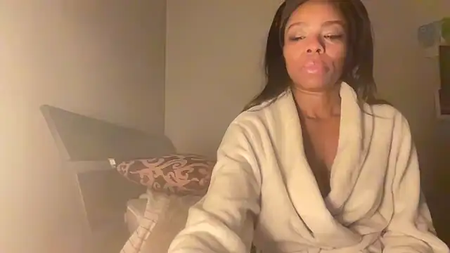 Peachyz69 online show from February 9, 4:59 am