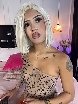 MystiqueXXX online show from March 19, 1:15 pm