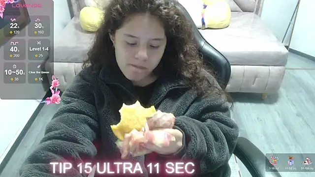 Velvet Moon V online show from January 16, 1:18 pm