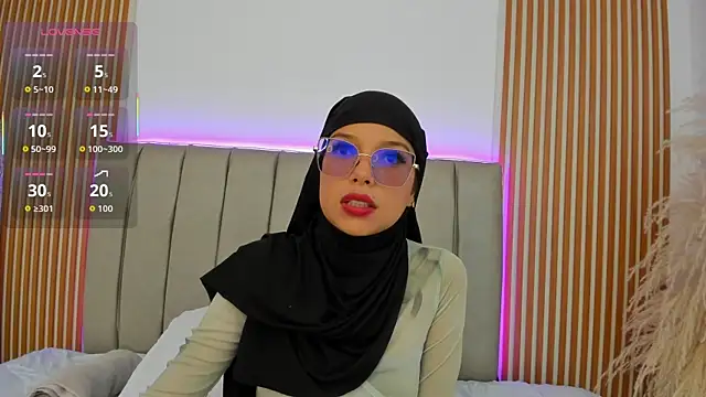 naishaa  online show from November 17, 6:08 pm