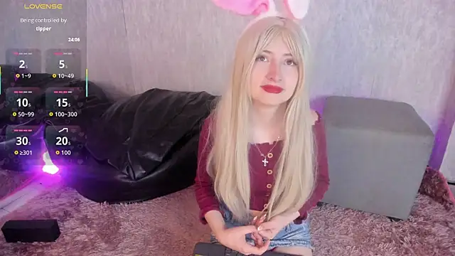 AriMonoban online show from October 29, 1:04 pm