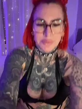 CatCoxx online show from March 5, 6:15 pm