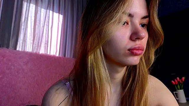 telari0l0ve online show from October 21, 8:40 am