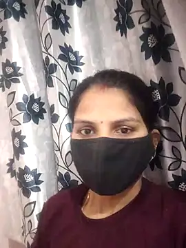 poojam93 online show from May 1, 4:16 am