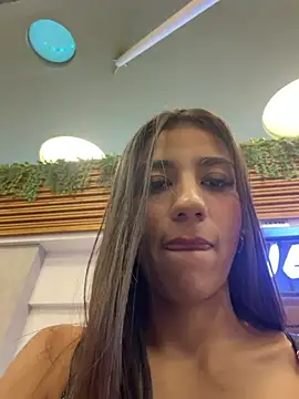 -juicy  online show from May 3, 10:35 pm