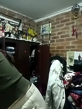  Alaskamisa online show from April 18, 10:20 pm