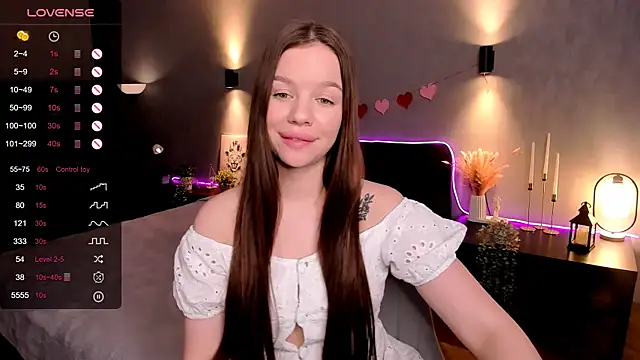 marydreams  online show from March 12, 8:39 am