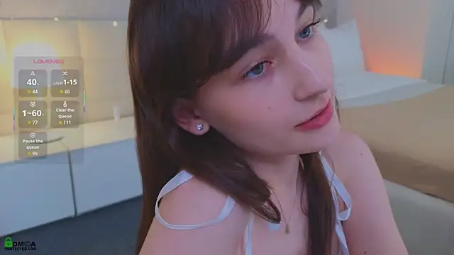 LolaPrise online show from February 17, 8:02 am