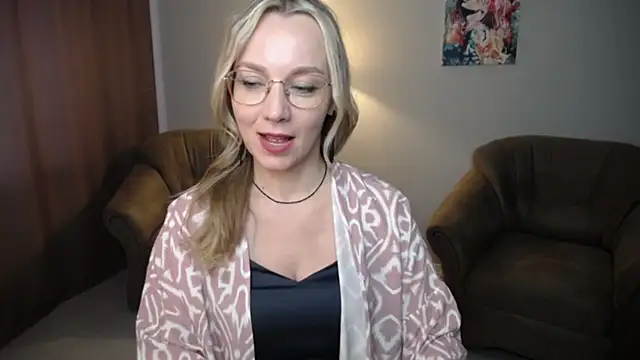 Ava Elior online show from June 3, 2:33 pm