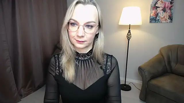 Ava Elior online show from December 17, 10:52 am