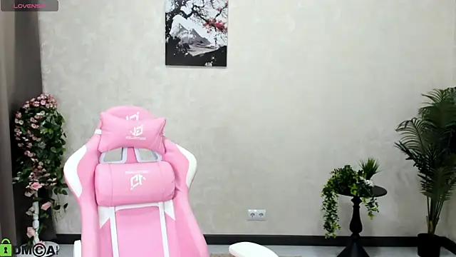 FlirtyAura online show from October 24, 3:02 am