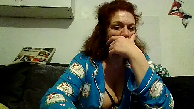 RubyyRosee online show from April 8, 5:31 am