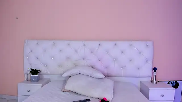 katte landerr online show from January 7, 1:14 pm