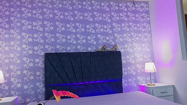 Lisa sweetas online show from April 13, 2:24 am