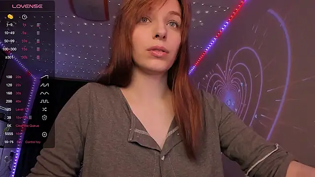 elilybby online show from February 12, 1:35 pm