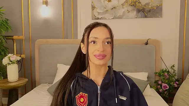 AdoraCortes online show from March 21, 5:01 am