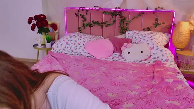 Moon  Bunny online show from October 3, 3:06 pm