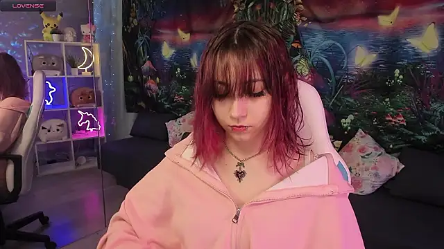 ClaraParks online show from February 27, 6:41 pm