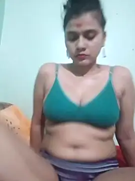 Kavya-Tiwari online show from June 30, 7:24 pm