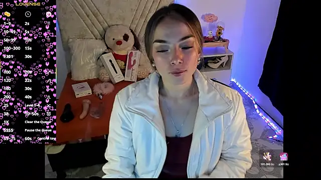 Mia Victoria22 online show from August 4, 2:17 am