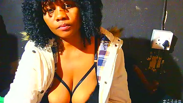 Augustine-Blooomxx online show from November 16, 11:16 pm