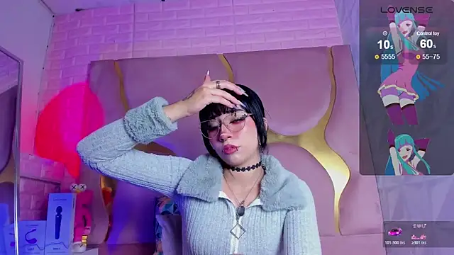 Niina Sissy online show from March 31, 5:07 am