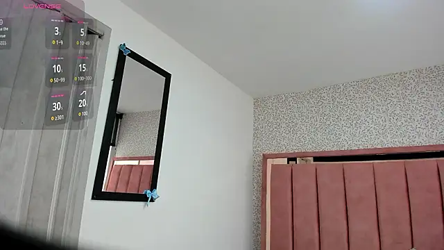 Hanna Lee   online show from March 12, 8:33 pm