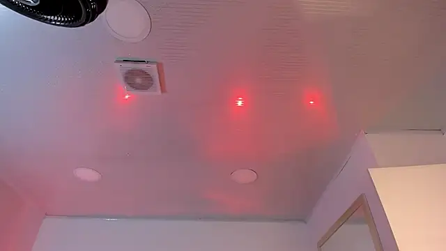 im Lorena online show from April 4, 8:07 pm